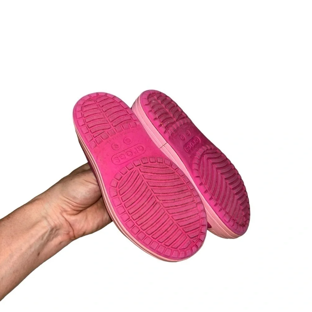 CROCS girl bump